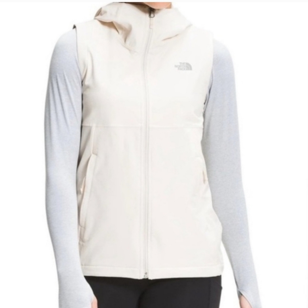 The North Face Shelbe Raschel Hooded Vest